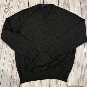 Elegant Women's 100% Cashmere Dark Gray V-Neck Sweater size 52